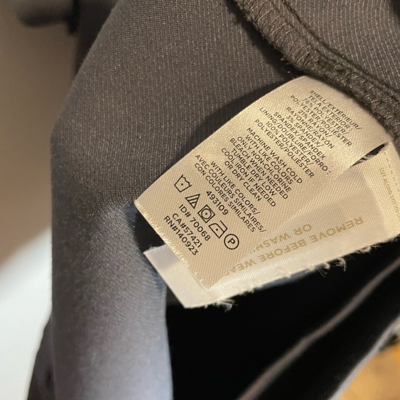 Loft Ann Taylor Black Short Sleeve Scalloped Edge Dress Sheath Waist Size 2 - Picture 5 of 5